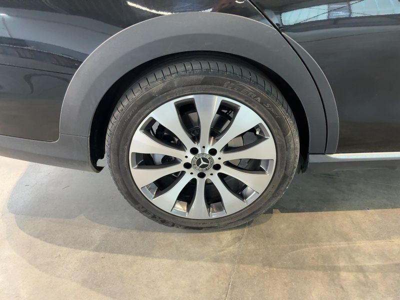 Mercedes-Benz E-Klasse All-Terrain E 400 d T 4Matic 2019 – снимка 9