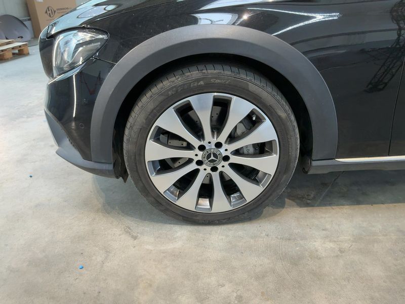 Mercedes-Benz E-Klasse All-Terrain E 400 d T 4Matic 2019 – снимка 3