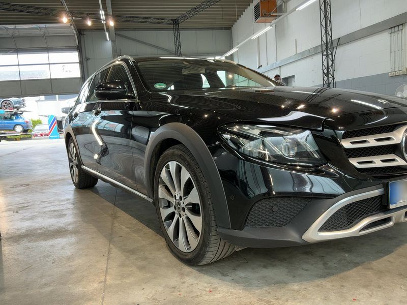 Mercedes-Benz E-Klasse All-Terrain E 400 d T 4Matic 2019 – снимка 12