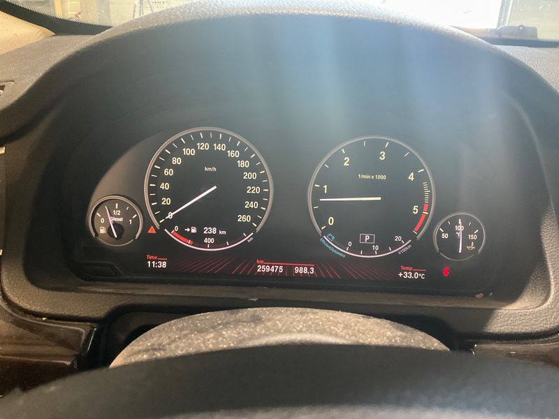 BMW 5er 530d GT xDrive 2011 – снимка 18