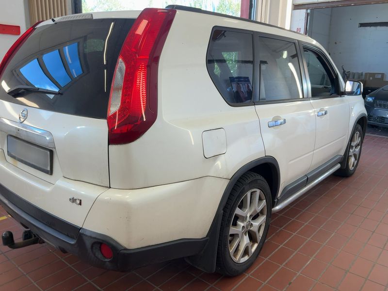 Nissan X-Trail 2.0 dCi LE 4x4 2011 – снимка 8
