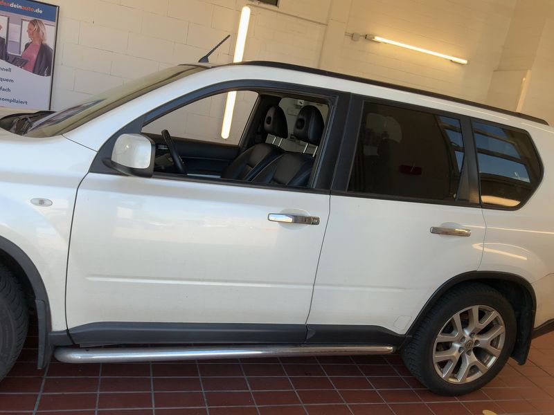 Nissan X-Trail 2.0 dCi LE 4x4 2011 – снимка 4