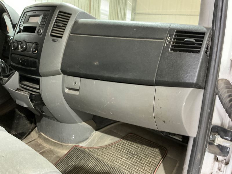 Volkswagen Crafter 2.0 TDI Kasten 35 mittlerer Radstand EcoProfi 2014 – снимка 37