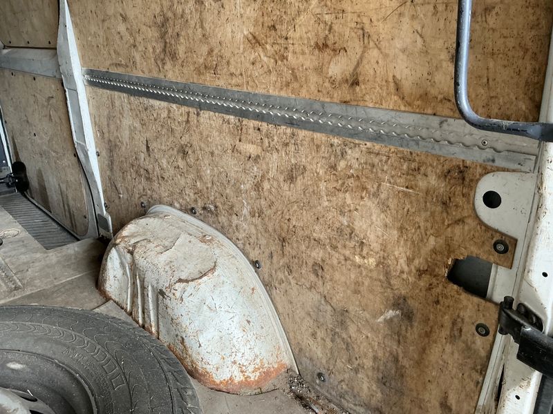 Volkswagen Crafter 2.0 TDI Kasten 35 mittlerer Radstand EcoProfi 2014 – снимка 33