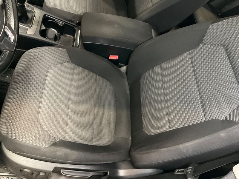 Volkswagen Passat 1.4 TSI Comfortline BlueMotion Tech 2014 – снимка 33