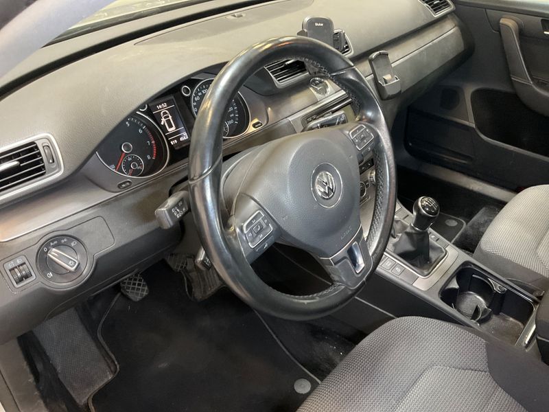 Volkswagen Passat 1.4 TSI Comfortline BlueMotion Tech 2014 – снимка 34