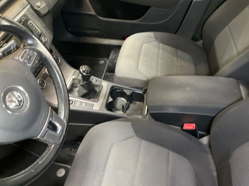 Volkswagen Passat 1.4 TSI Comfortline BlueMotion Tech 2014 – снимка 36