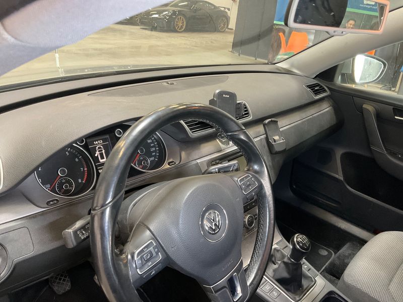 Volkswagen Passat 1.4 TSI Comfortline BlueMotion Tech 2014 – снимка 27