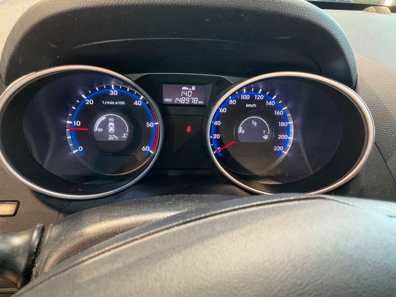Hyundai ix35 2.0 CRDi Comfort AWD 2013 – снимка 19