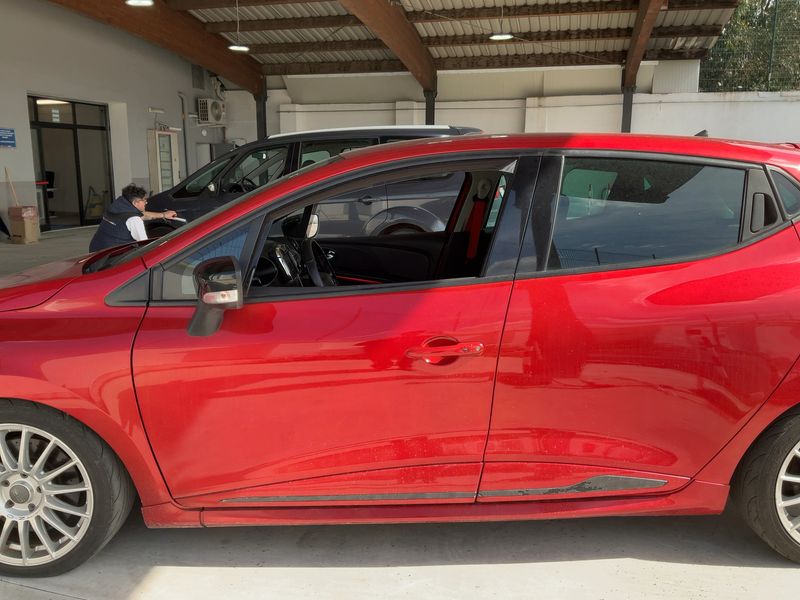 Renault Clio 1.6 Turbo Renault Sport 2014 – снимка 4