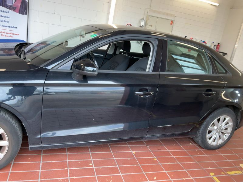 Audi A3 Limousine 1.6 TDI Attraction 2014 – снимка 4