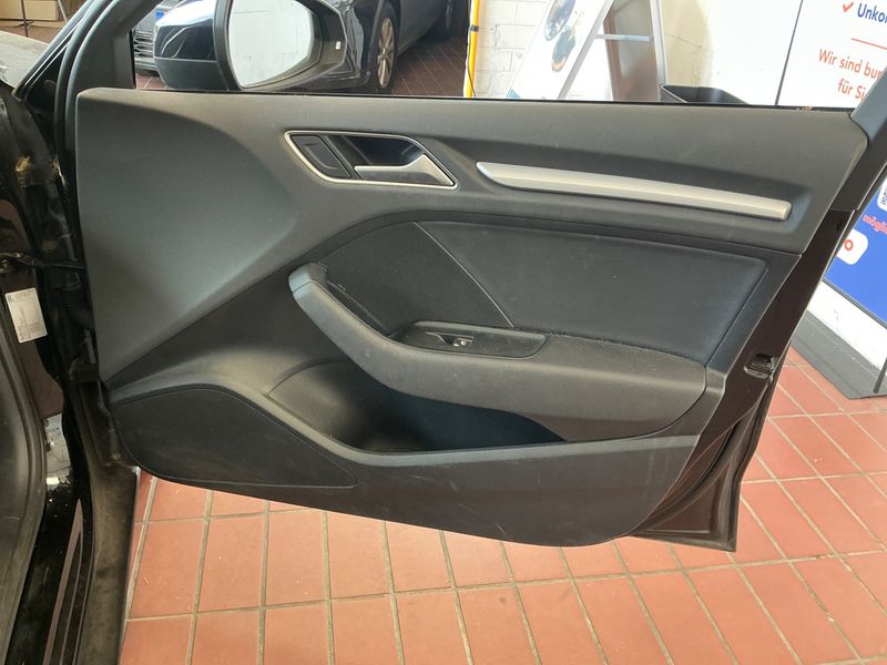 Audi A3 Limousine 1.6 TDI Attraction 2014 – снимка 32