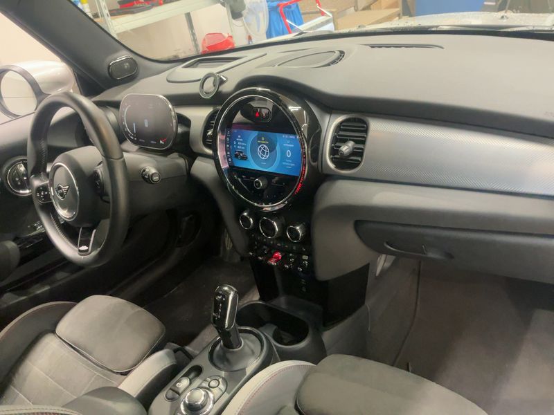 MINI John Cooper Works Trim 2023 – снимка 18