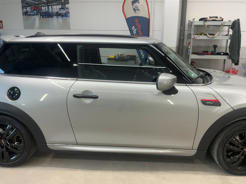 MINI John Cooper Works Trim 2023 – снимка 10