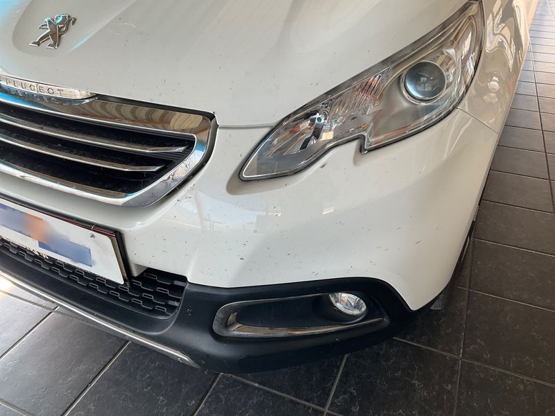 Peugeot 2008 1.6 e-HDi Allure 2014 – снимка 33