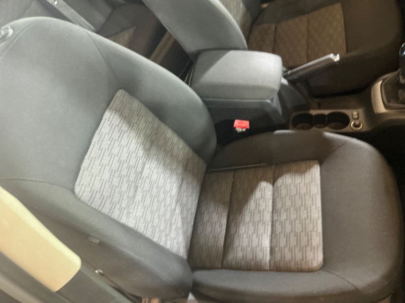 Skoda Octavia 1.6 TDI Ambition 2012 – снимка 42