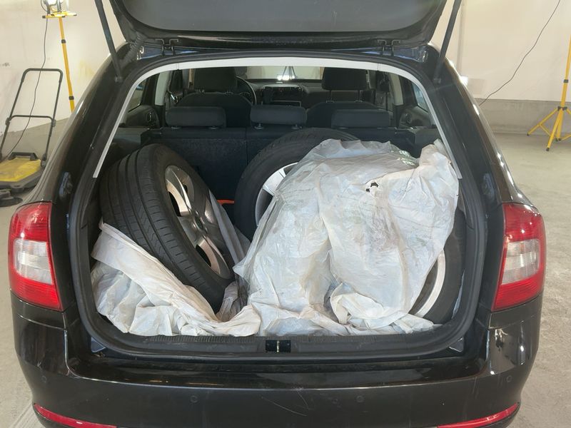 Skoda Octavia 1.6 TDI Ambition 2012 – снимка 16