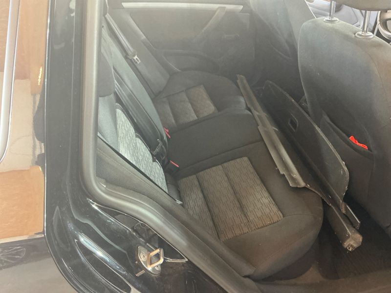 Skoda Octavia 1.6 TDI Ambition 2012 – снимка 38