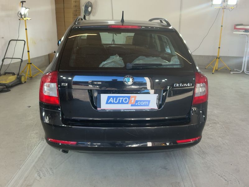 Skoda Octavia 1.6 TDI Ambition 2012 – снимка 7