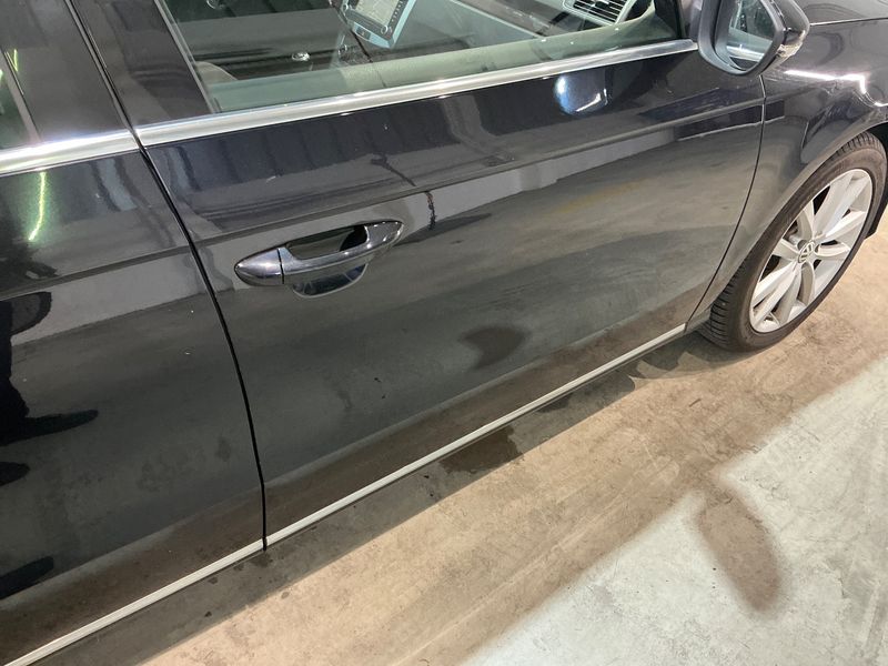Volkswagen Passat 1.6 TDI Highline BlueMotion Tech 2011 – снимка 23