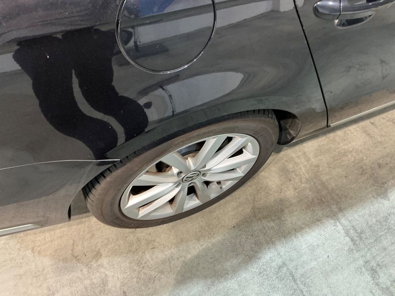 Volkswagen Passat 1.6 TDI Highline BlueMotion Tech 2011 – снимка 22