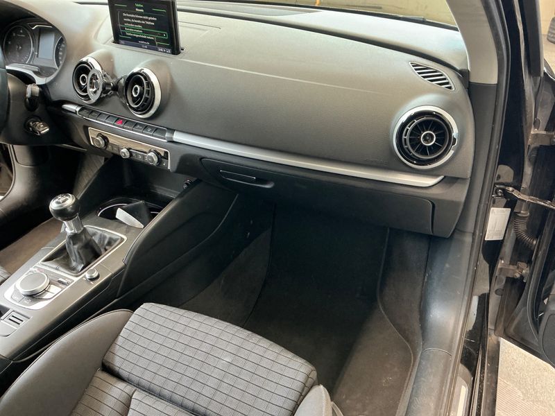 Audi A3 2.0 TDI S line Sportpaket 2015 – снимка 46