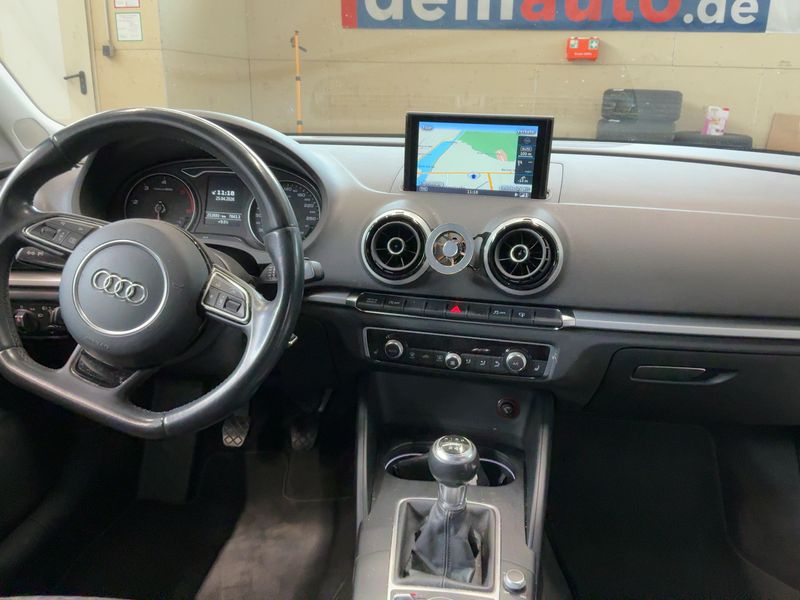 Audi A3 2.0 TDI S line Sportpaket 2015 – снимка 17