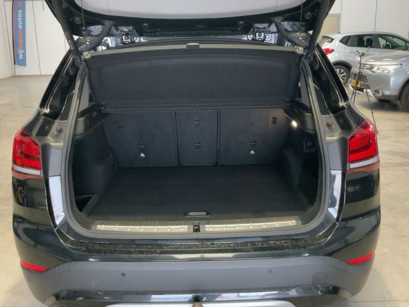 BMW X1 sDrive 18i xLine 2019 – снимка 15