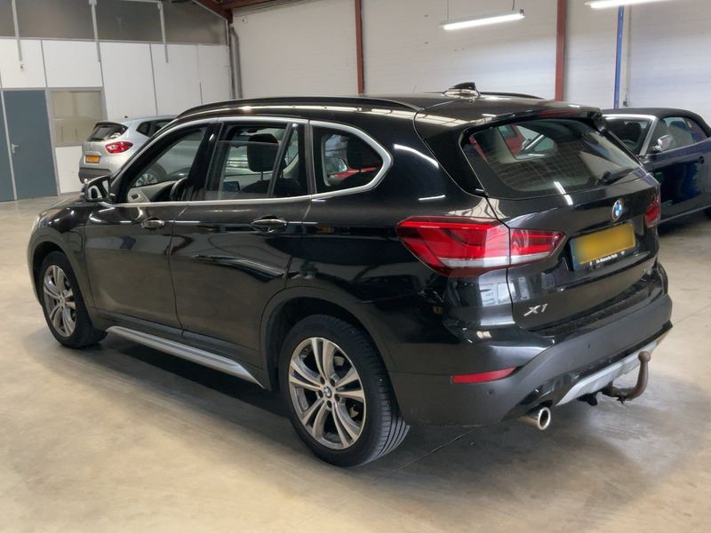 BMW X1 sDrive 18i xLine 2019 – снимка 6