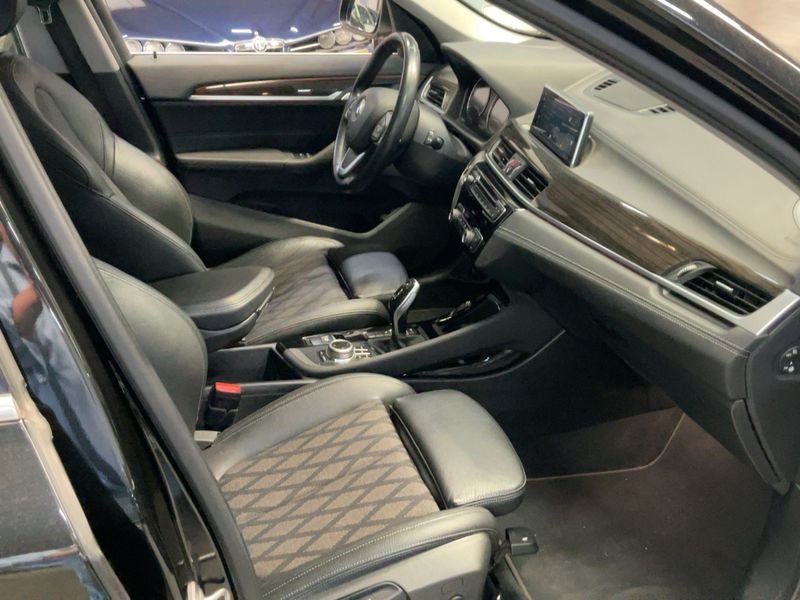 BMW X1 sDrive 18i xLine 2019 – снимка 16