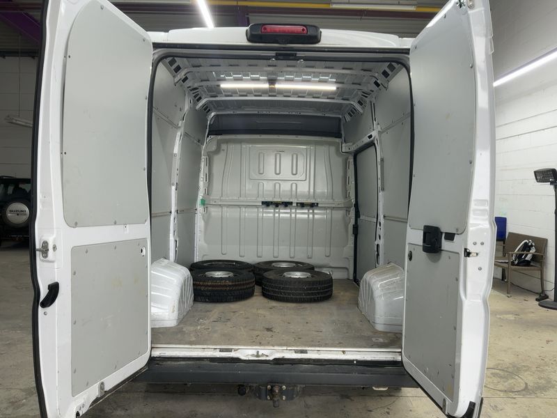 Fiat Ducato 2.2 M-Jet L1H2 RS: 3000 mm 2021 – снимка 16