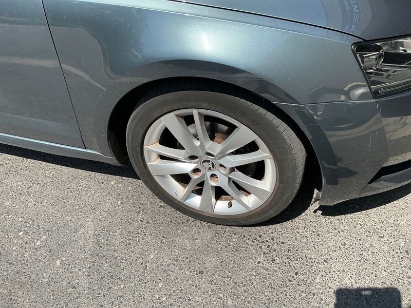 Skoda Octavia 1.6 TDI Ambition 2019 – снимка 22