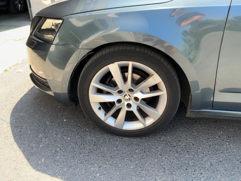 Skoda Octavia 1.6 TDI Ambition 2019 – снимка 3
