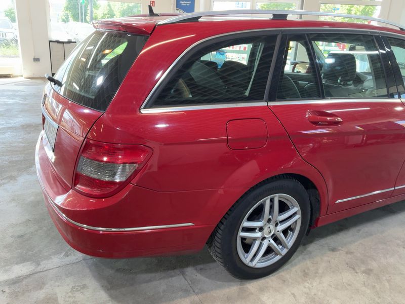 Mercedes-Benz C-Klasse C 180 CGI T BlueEfficiency Avantgarde 2011 – снимка 8