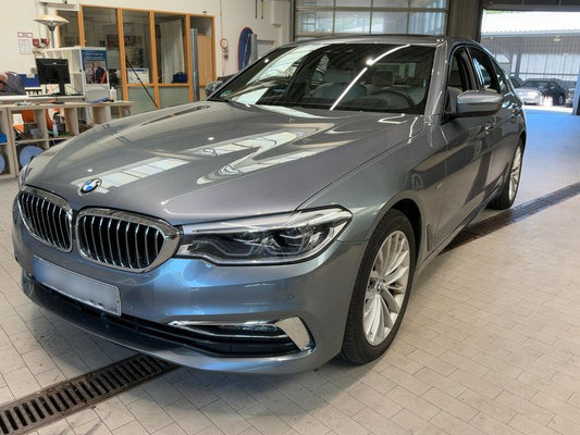 BMW 5er 530d xDrive Luxury Line 2017