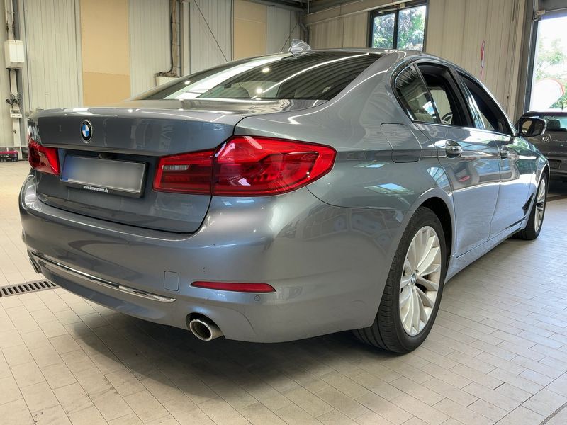 BMW 5er 530d xDrive Luxury Line 2017 – снимка 6
