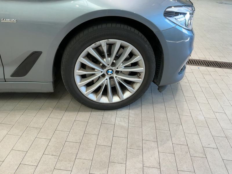 BMW 5er 530d xDrive Luxury Line 2017 – снимка 20