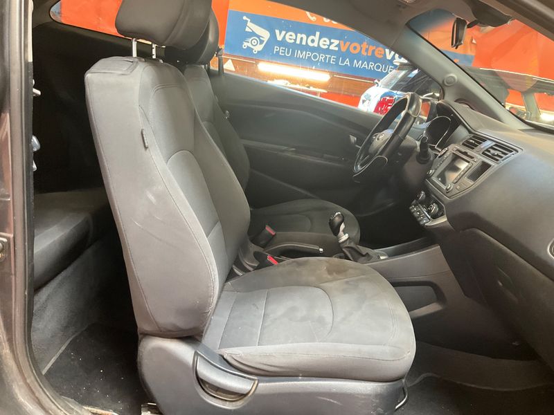Kia Rio 1.4 Spirit 2012 – снимка 3