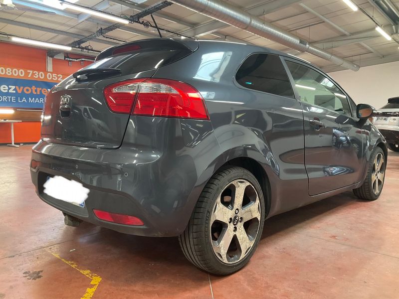 Kia Rio 1.4 Spirit 2012 – снимка 2