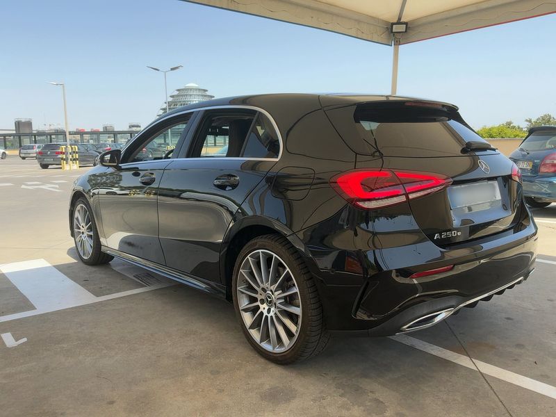 Mercedes-Benz A-Klasse A 250e AMG Line 2022 – снимка 6