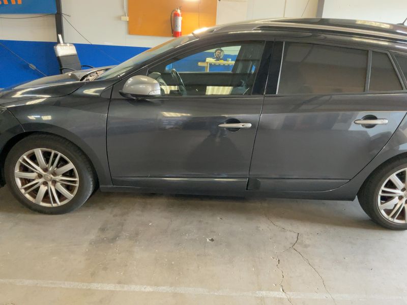 Renault Megane 1.5 dCi Dynamique 2012 – снимка 4