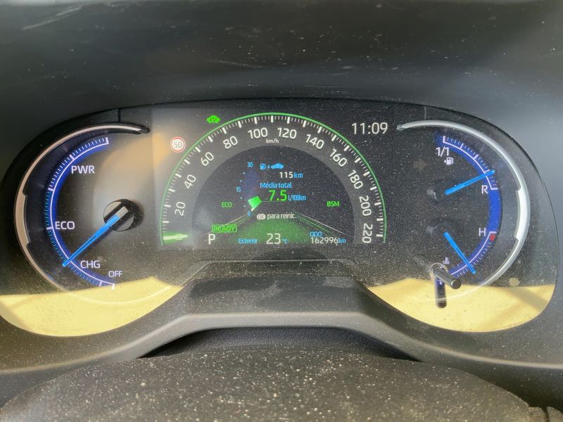 Toyota RAV 4 2.5 Hybrid 4x2 Black Edition 2019 – снимка 18