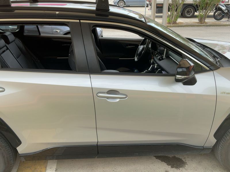 Toyota RAV 4 2.5 Hybrid 4x2 Black Edition 2019 – снимка 10
