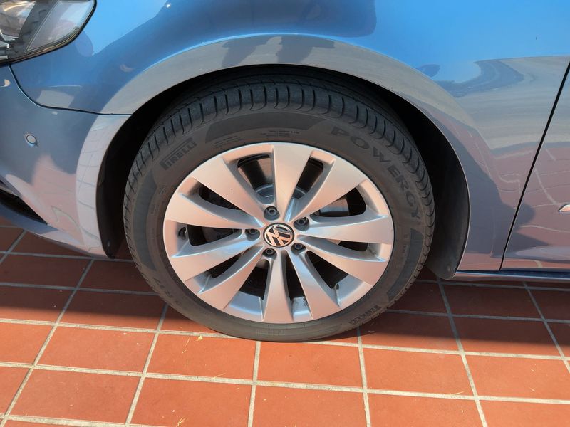 Volkswagen CC 2.0 TDI BlueMotion Tech 2015 – снимка 3