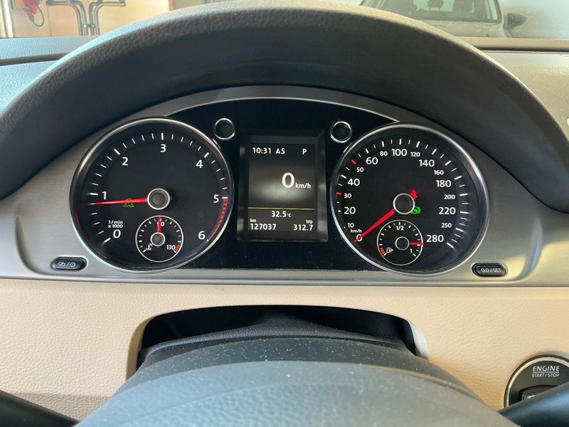 Volkswagen CC 2.0 TDI BlueMotion Tech 2015 – снимка 19