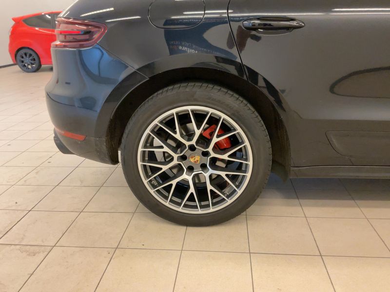 Porsche Macan GTS 2017 – снимка 9