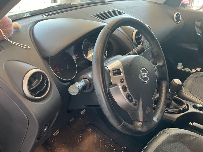 Nissan Qashqai 1.5 Turbodiesel Tekna 2013 – снимка 26