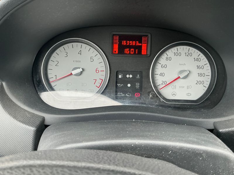 Dacia Logan MCV 1.6 E85 Laureate II 2012 – снимка 4