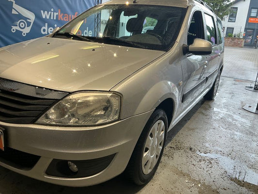 Dacia Logan MCV 1.6 E85 Laureate II 2012 – снимка 1