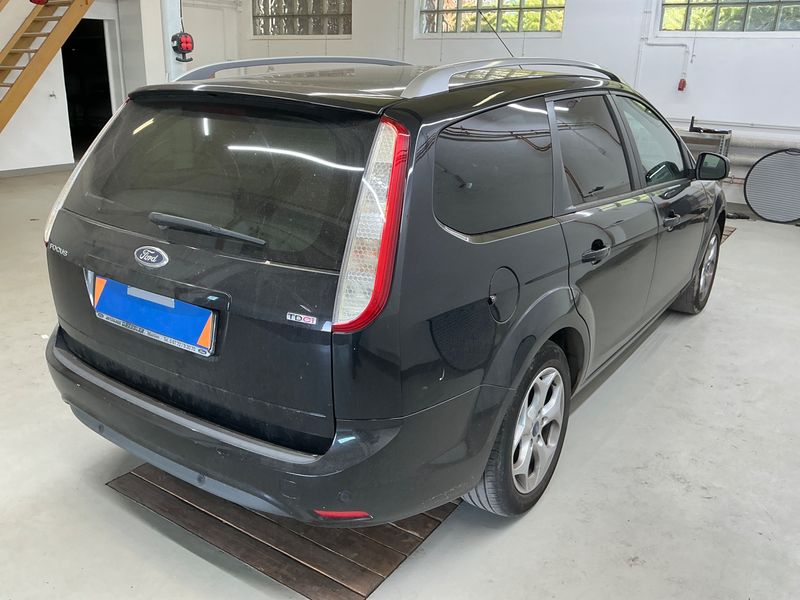 Ford Focus 1.6 TDCi Viva 2011 – снимка 2